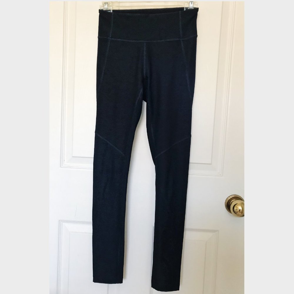 Outdoor Voices 7/8 Warmup Legging // Size XS